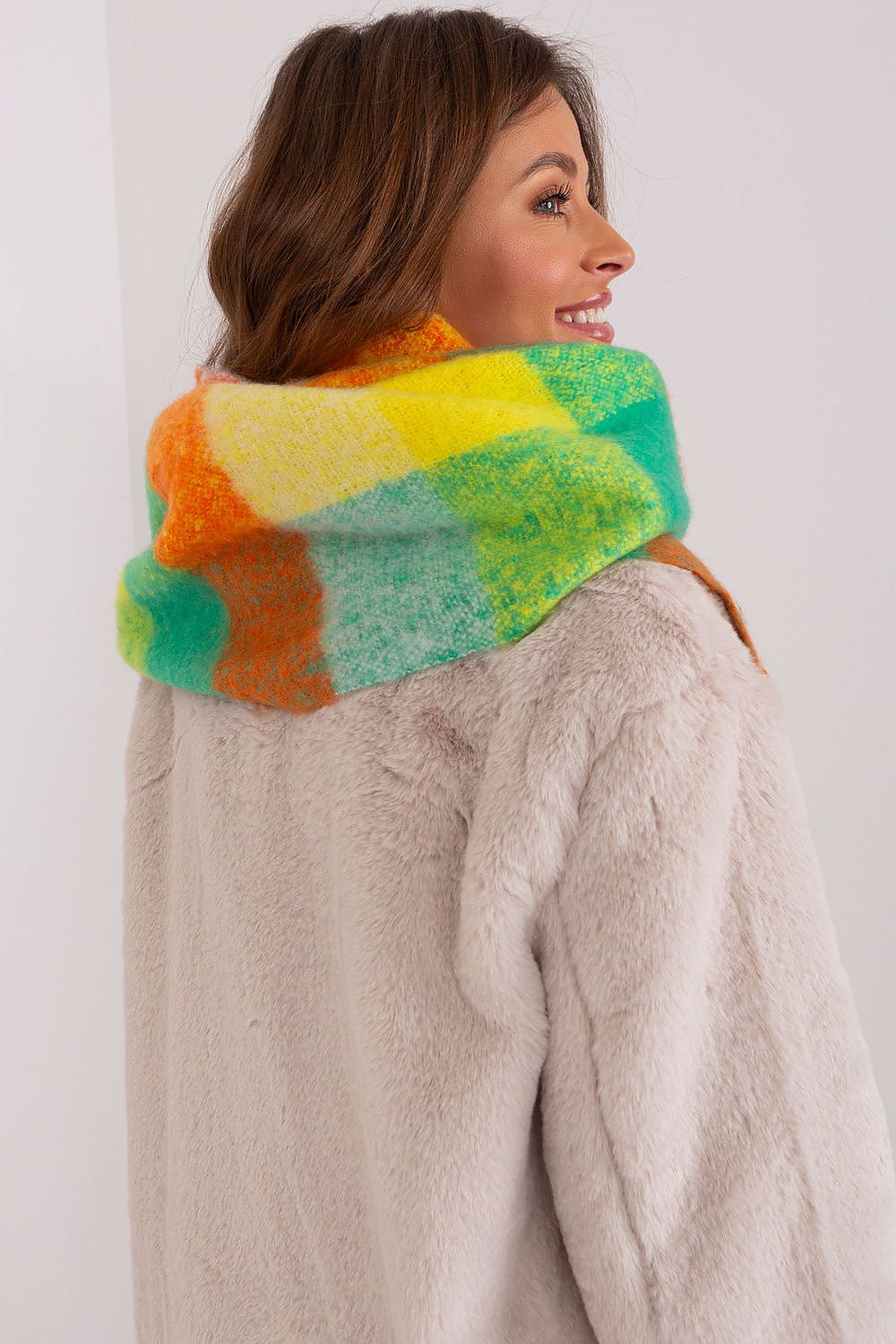 Châle model 191712 AT