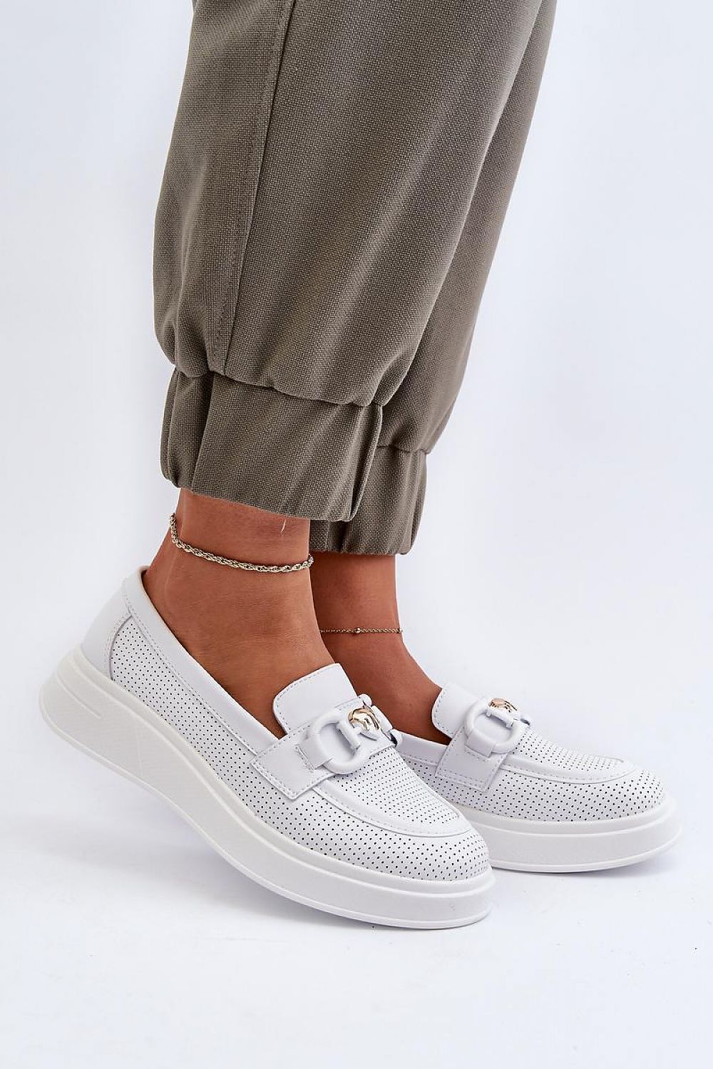 Moccasins model 197812 Step in style