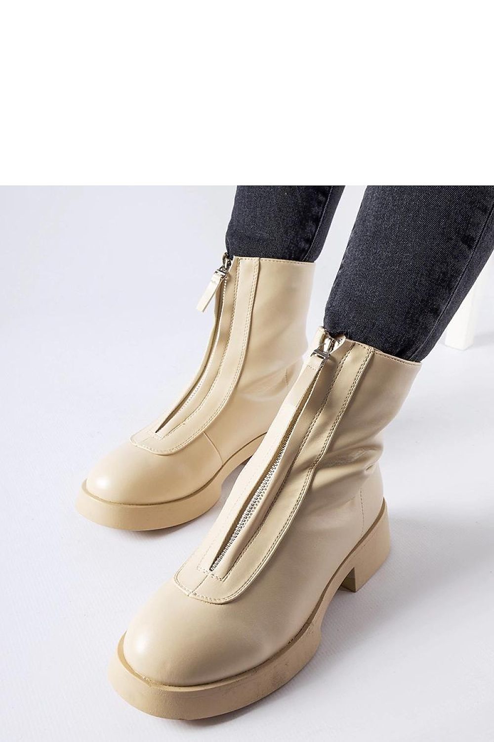 Bottes model 204533 Solea