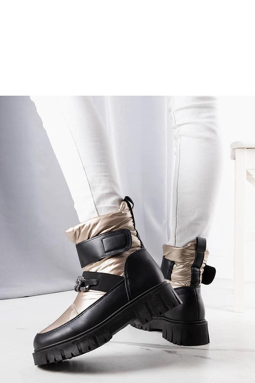 Bottes model 205141 Solea