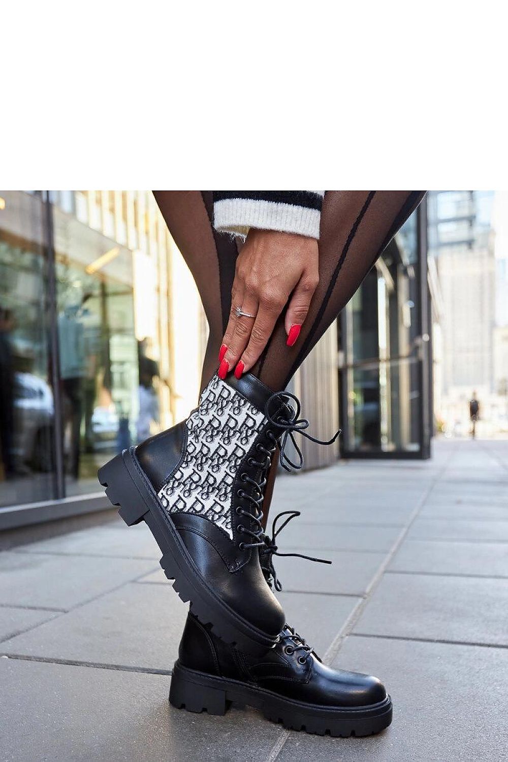 Bottes model 206533 Solea