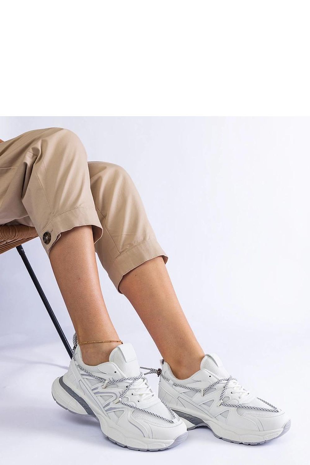 Baskets model 207125 Solea