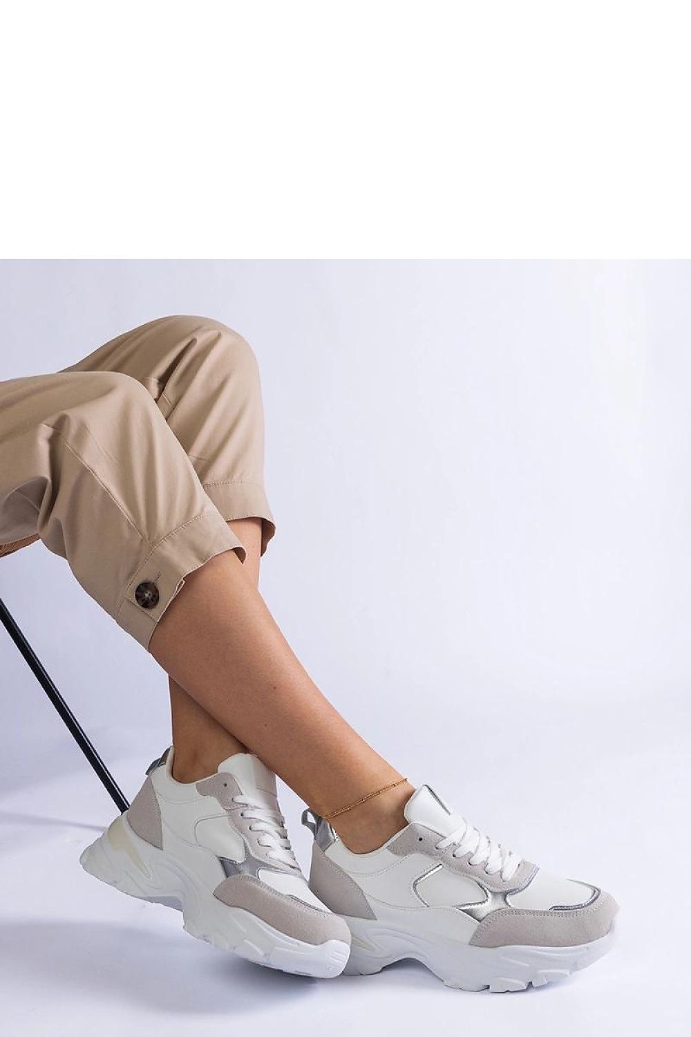 Baskets model 207139 Solea