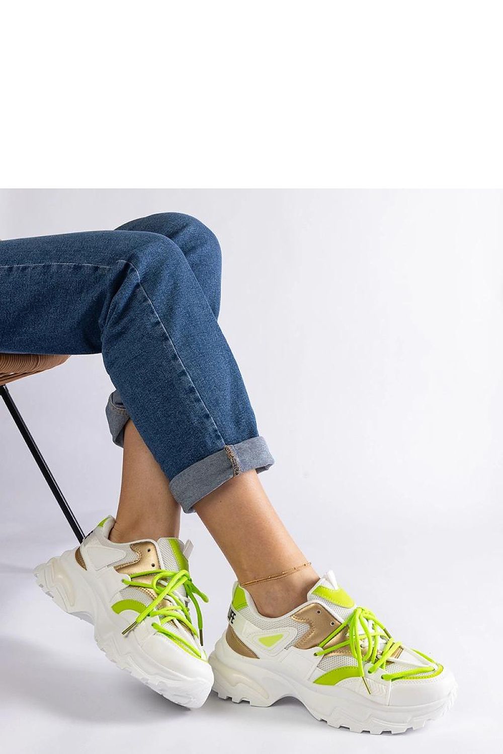 Baskets model 207168 Solea