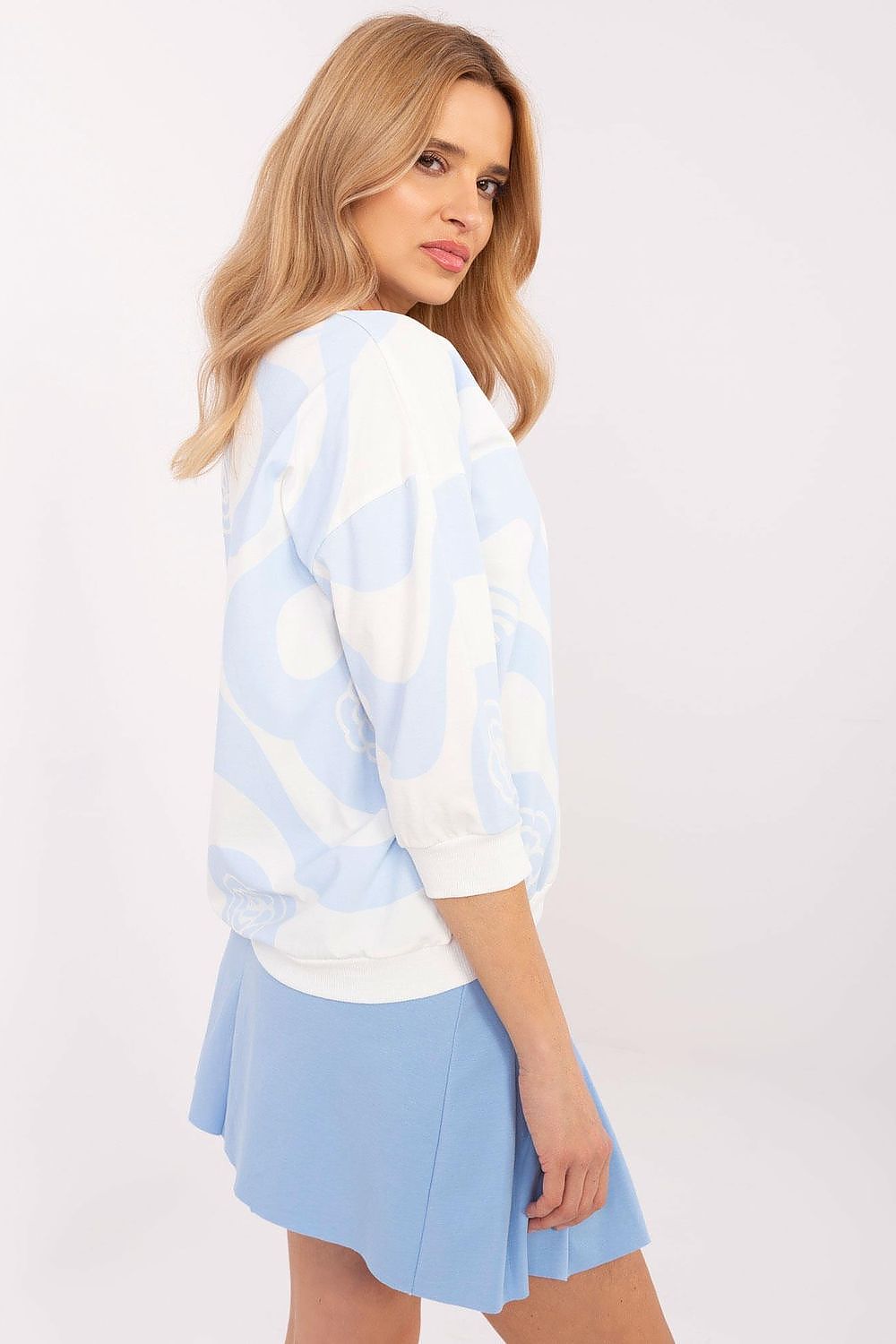 Chemisier model 208234 Relevance