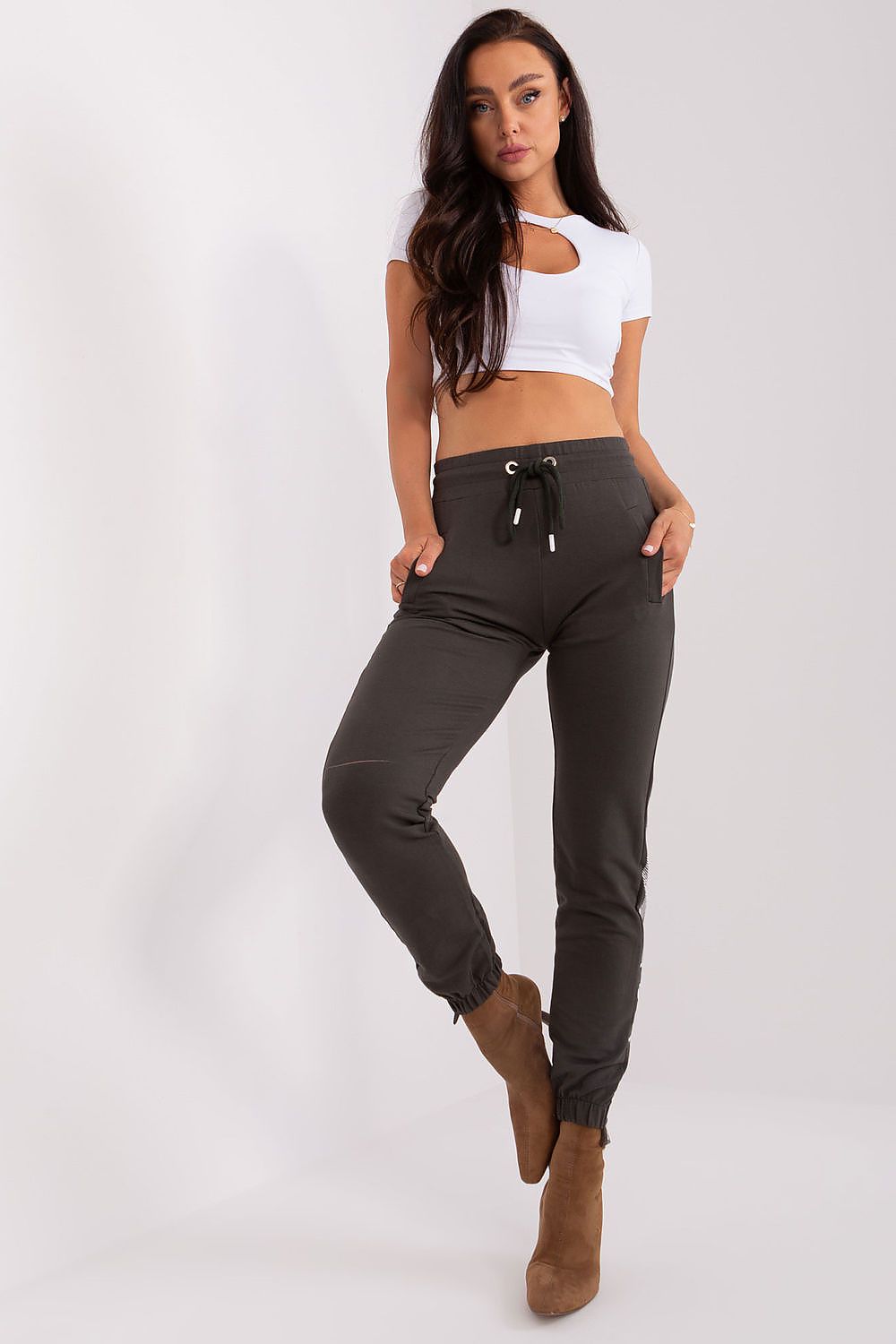 Pantalon survêtement model 211743 Relevance
