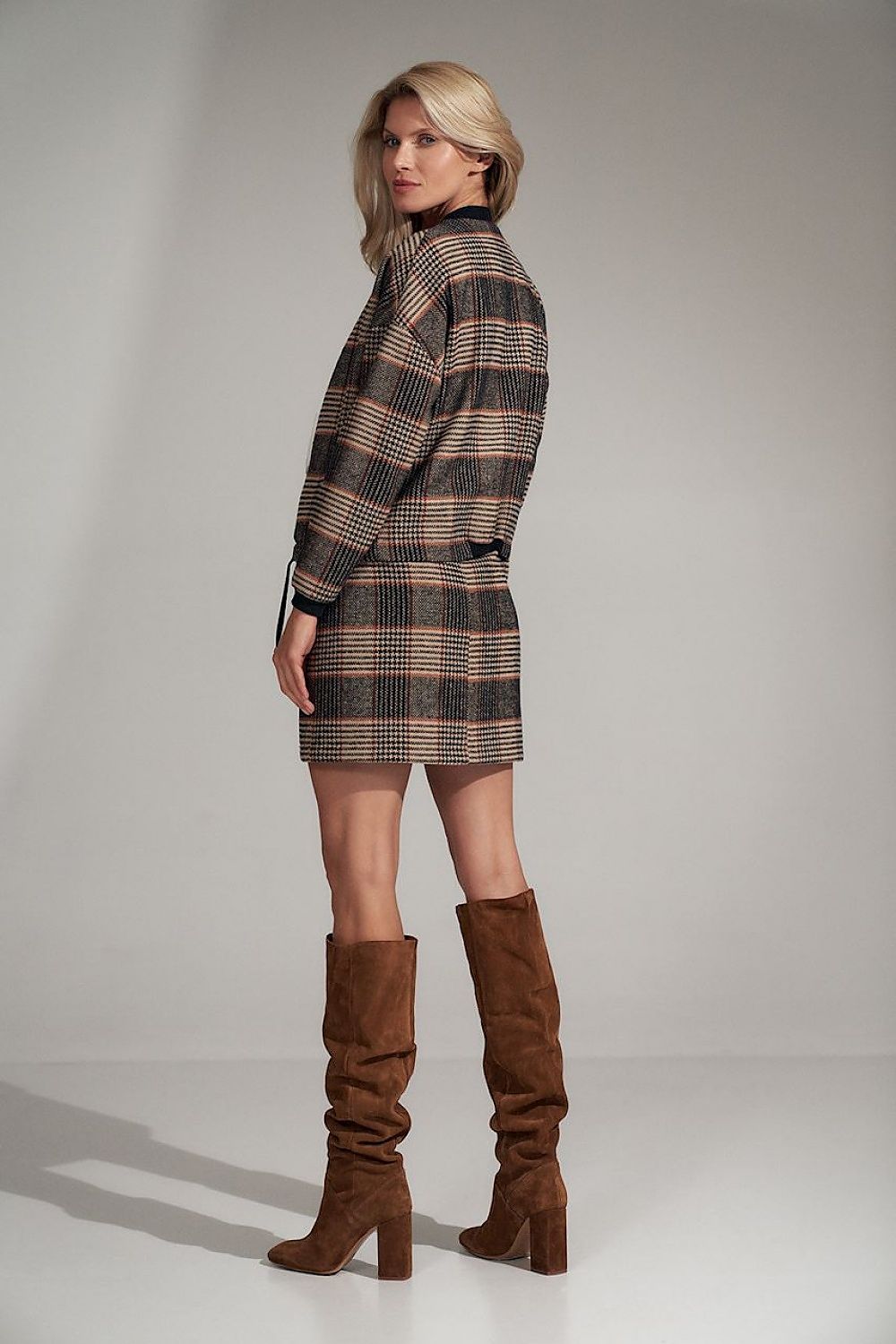 Jupe courte model 150904 Figl