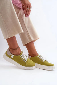 baskets femme sneakers modernes décontractées cuir écologique vert olive suédine bout rond plateforme blanche semelle crantée memoryfoam confort