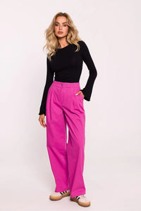 ensemble mode femme haut long manches ajustée tissu extensible jersey noir pantalon large fluide rose taille haute poches sneakers beige