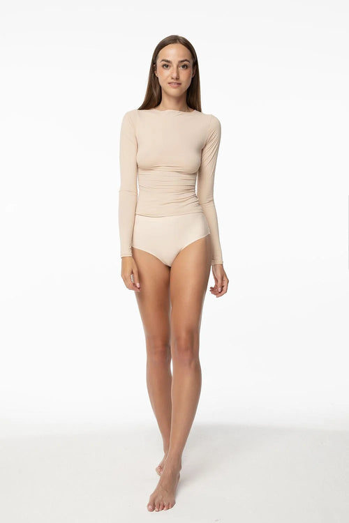Corps de femme Julimex stretch beige manches longues coupe près du corps polyvalent vêtement de base féminin mode élégant