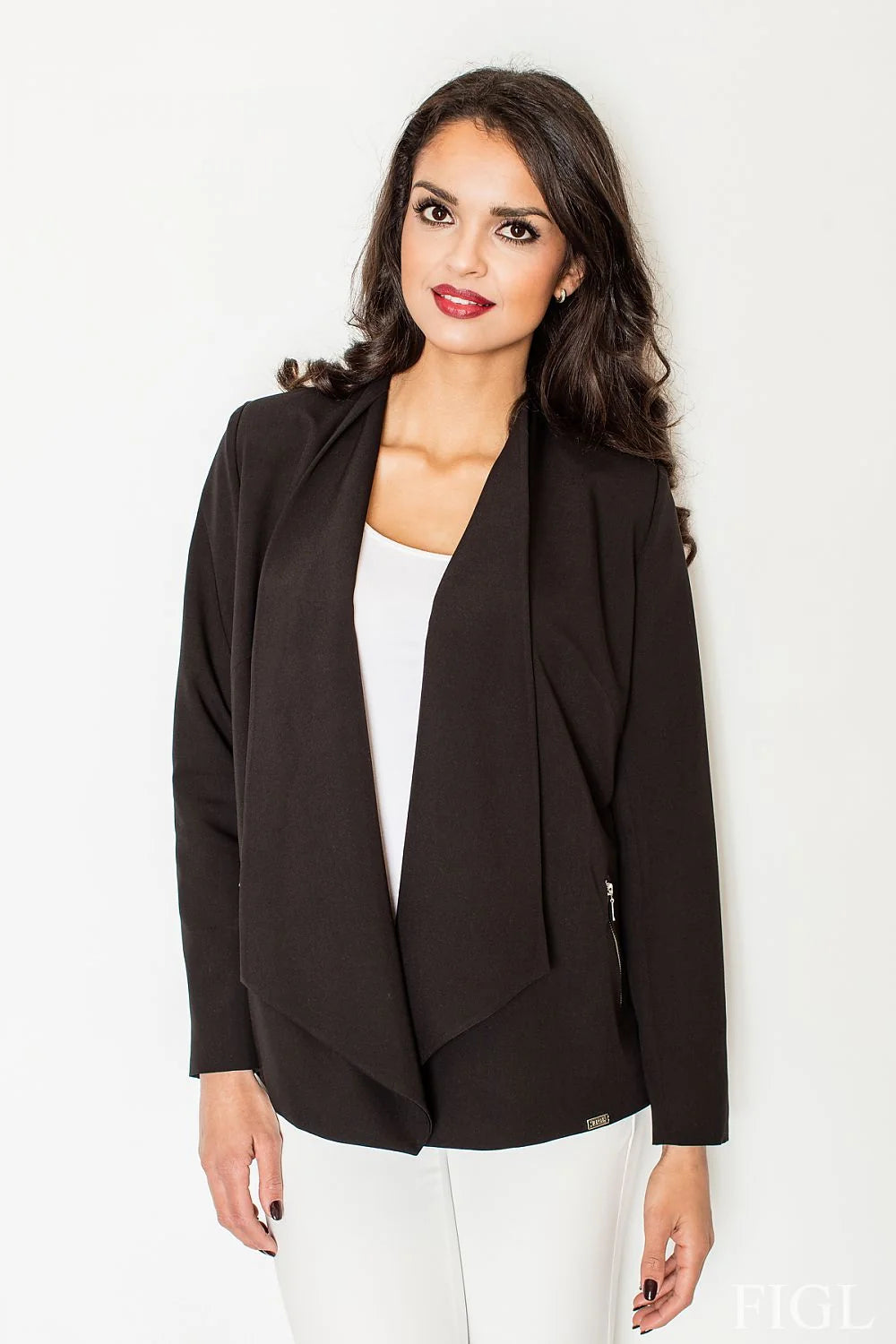 Blazer femme en laine style cape moderne pour un look chic et confortable quotidien