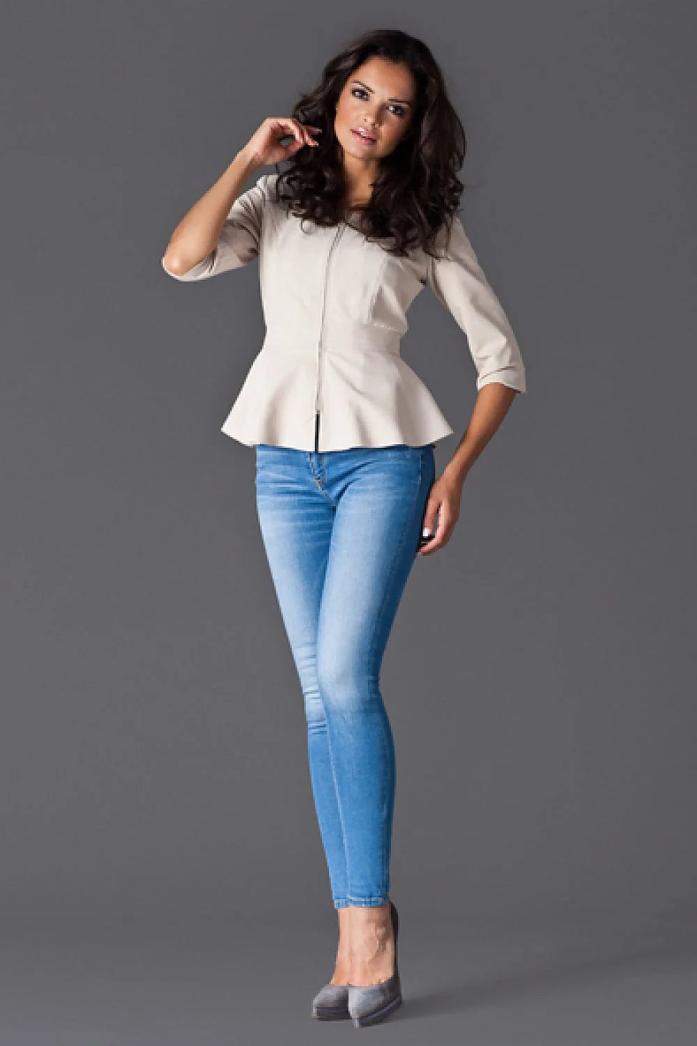 Blazer femme en tissu synthétique peplum élégant et moderne manches trois-quarts style professionnel chic