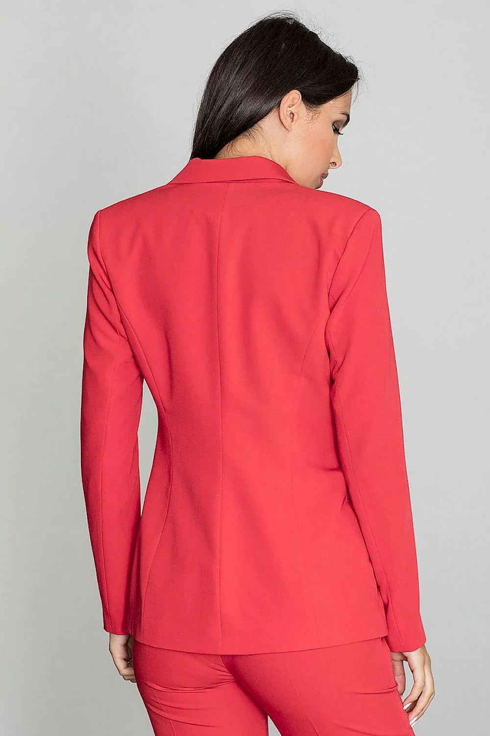 Blazer femme Figl tissu bleu élégant ajusté pour tenue professionnelle chic et moderne en ville