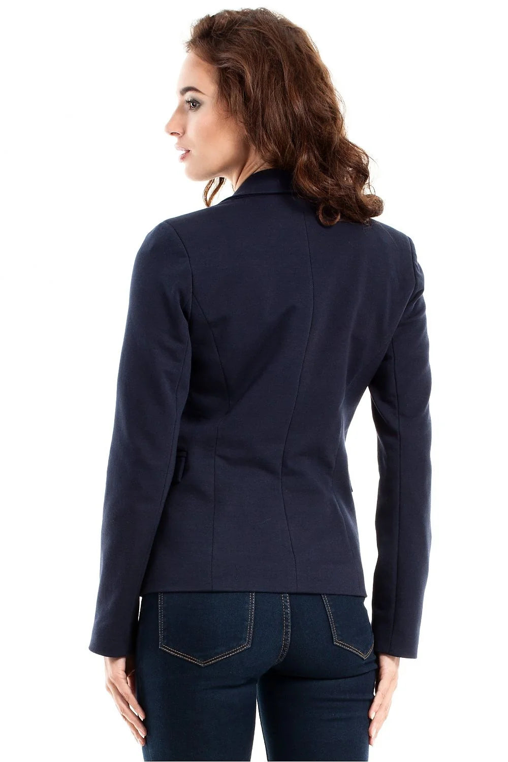 Blazer noir femme cintré en tissu synthétique chic et élégant pour tenues professionnelles modernes