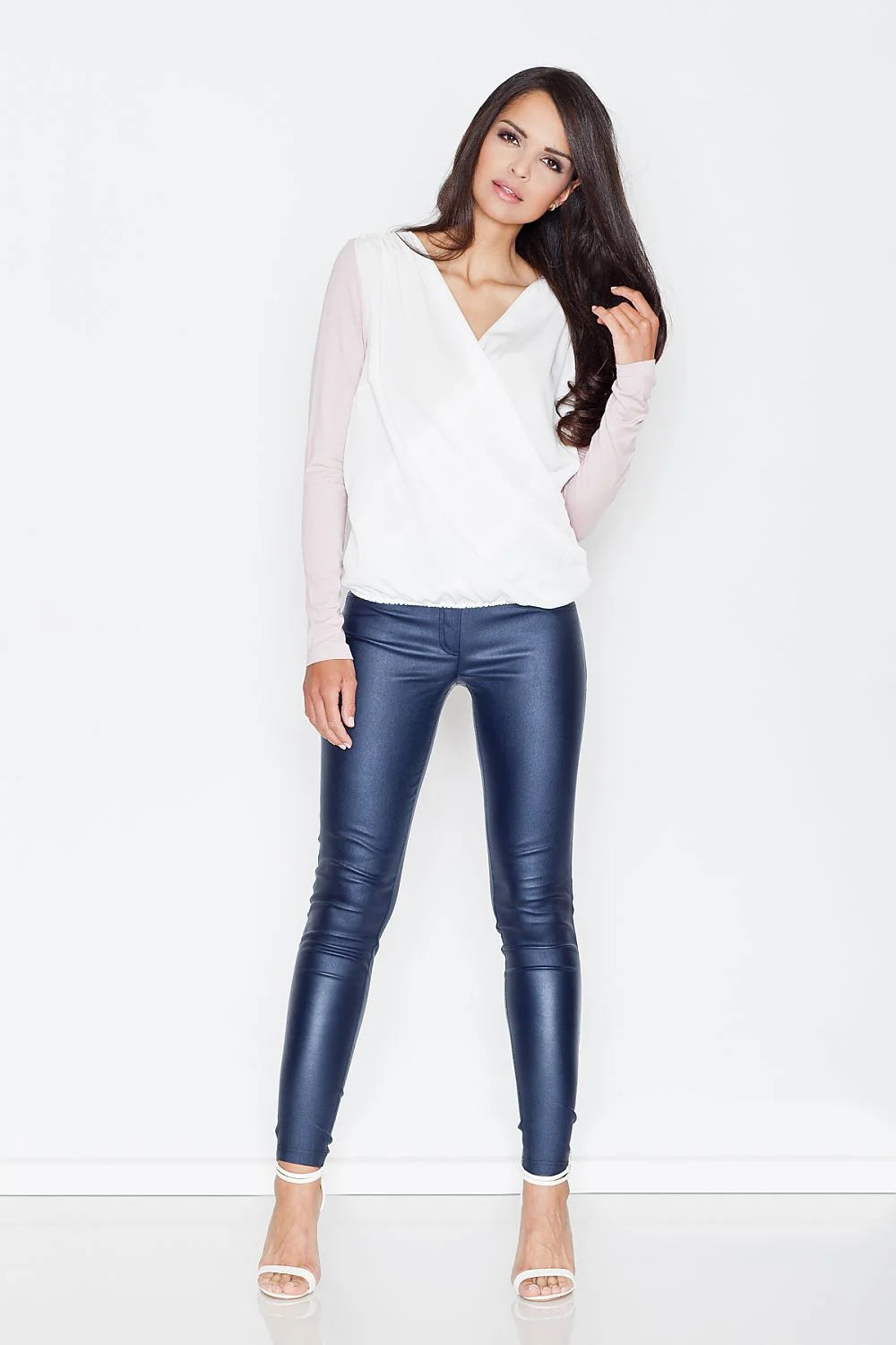 Blouse coton moderne décontractée manches longues contrastées col en V pour femmes élégantes et stylées