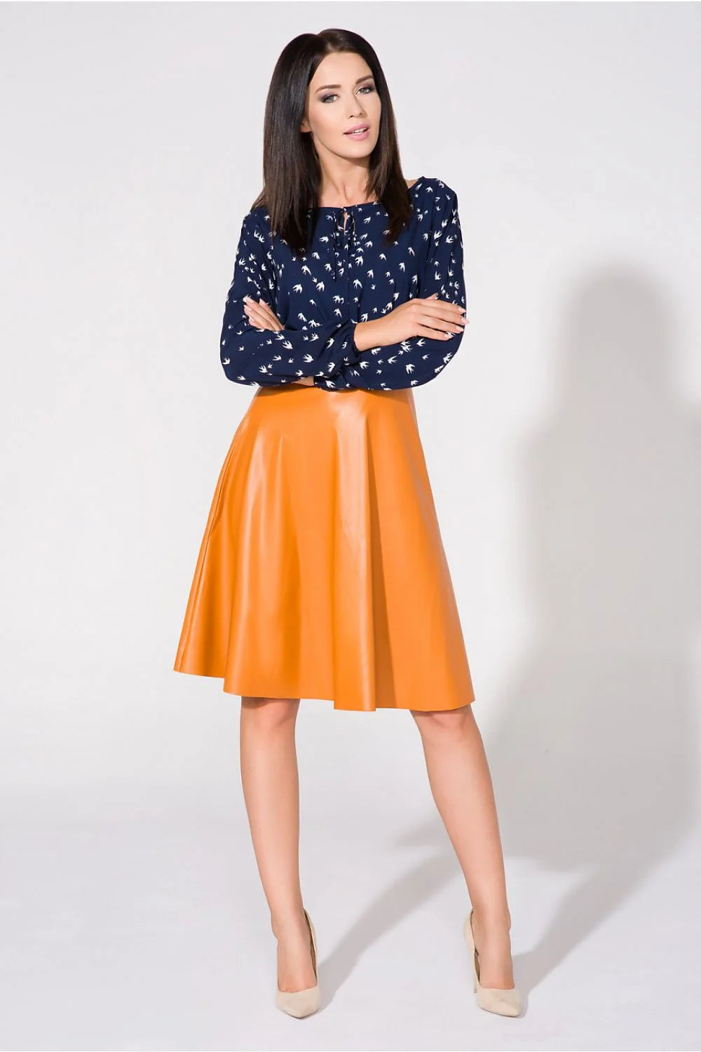 Blouse en tissu léger à manches longues, motifs géométriques modernes, style coloré, élégance quotidienne garantie