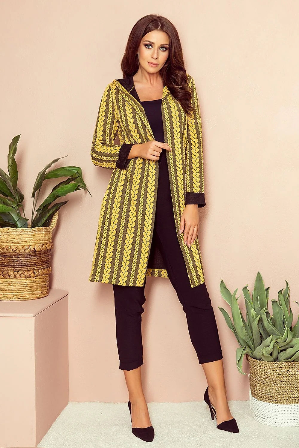 Cardigan long en tissu jacquard moderne à imprimé architectural pour style décontracté et élégant femmes