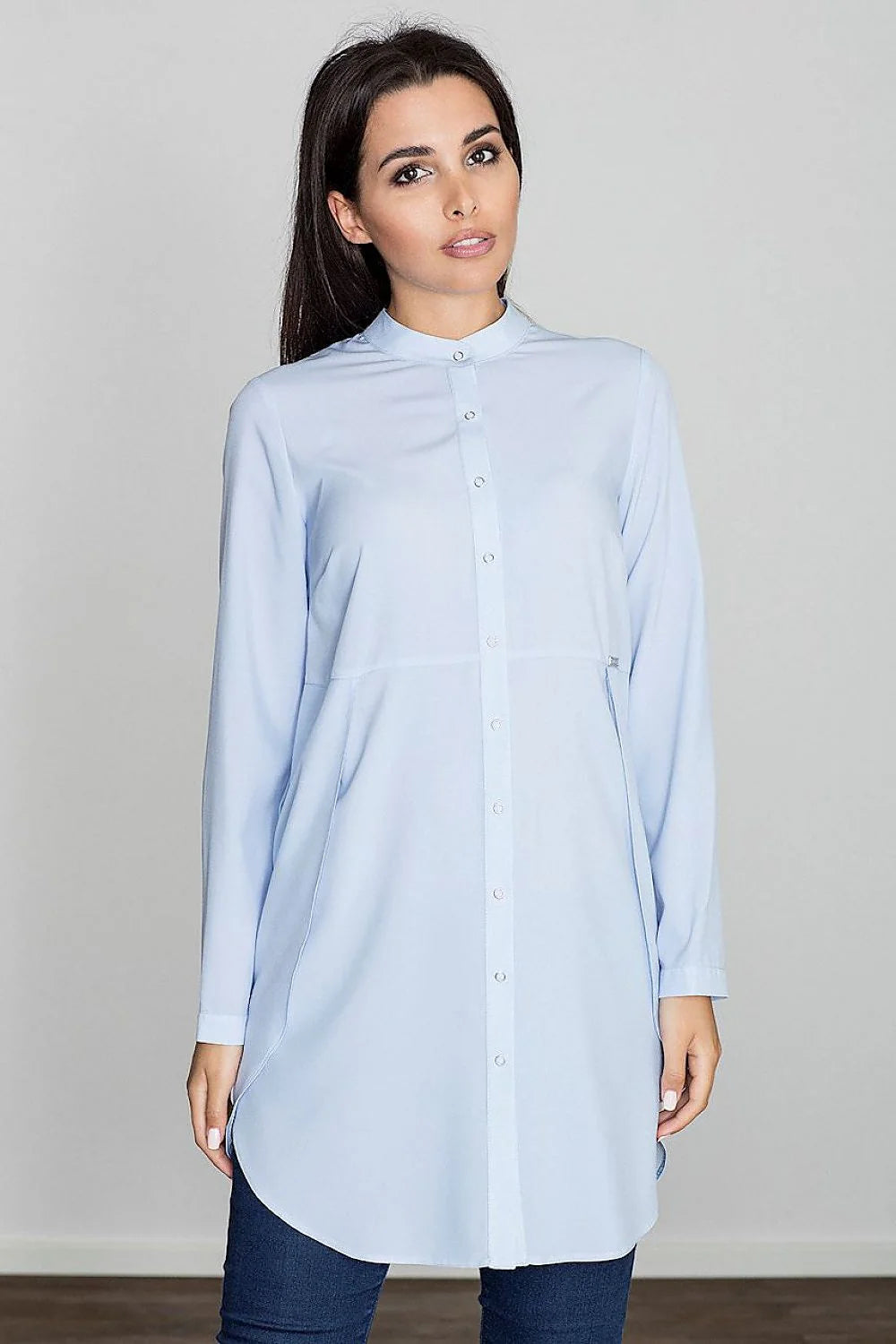 Chemise ample en coton bleu clair casual élégante manches longues pour femmes modernes et chics