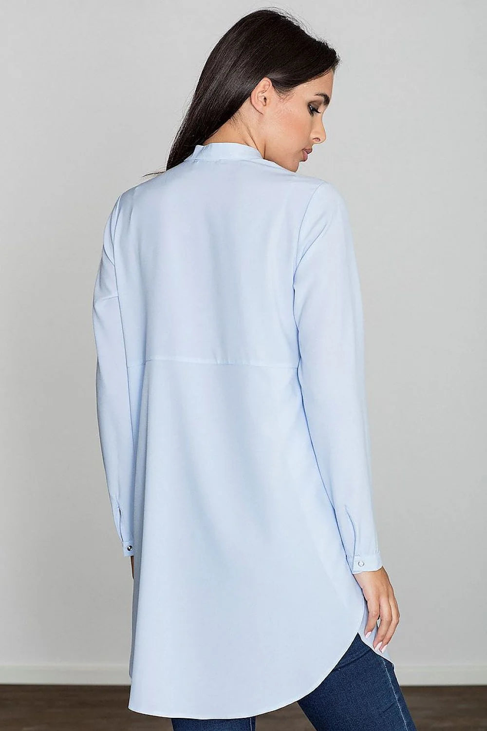 Chemise ample en coton bleu clair casual élégante manches longues pour femmes modernes et chics