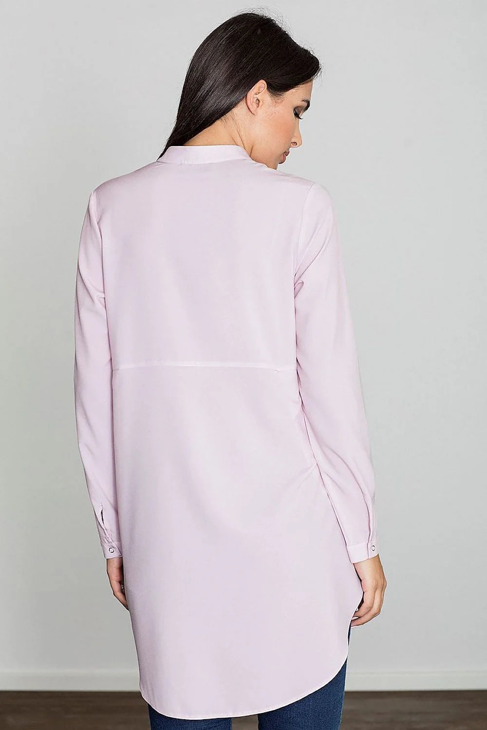 Chemise ample en coton bleu clair casual élégante manches longues pour femmes modernes et chics