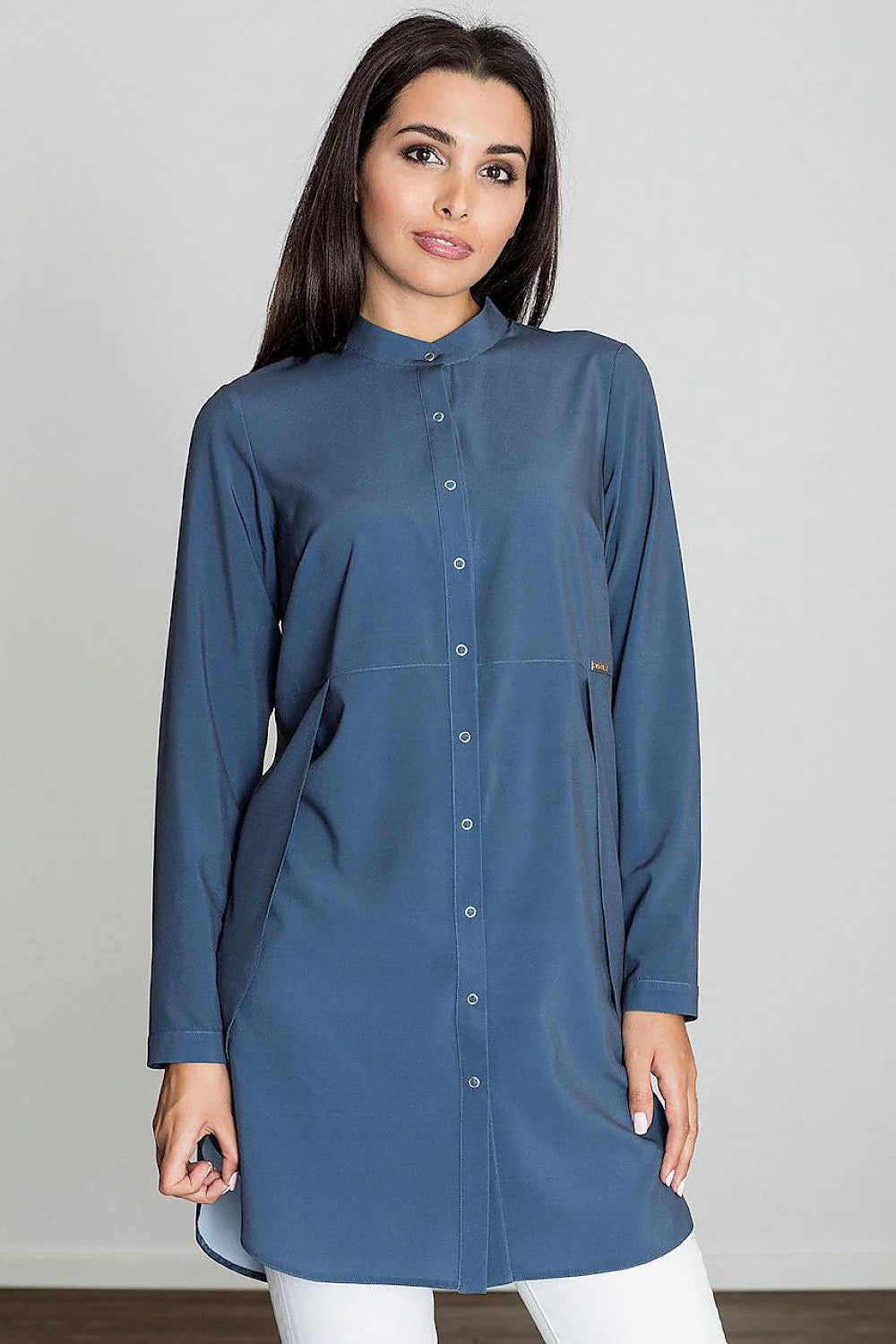 Chemise ample en coton bleu clair casual élégante manches longues pour femmes modernes et chics