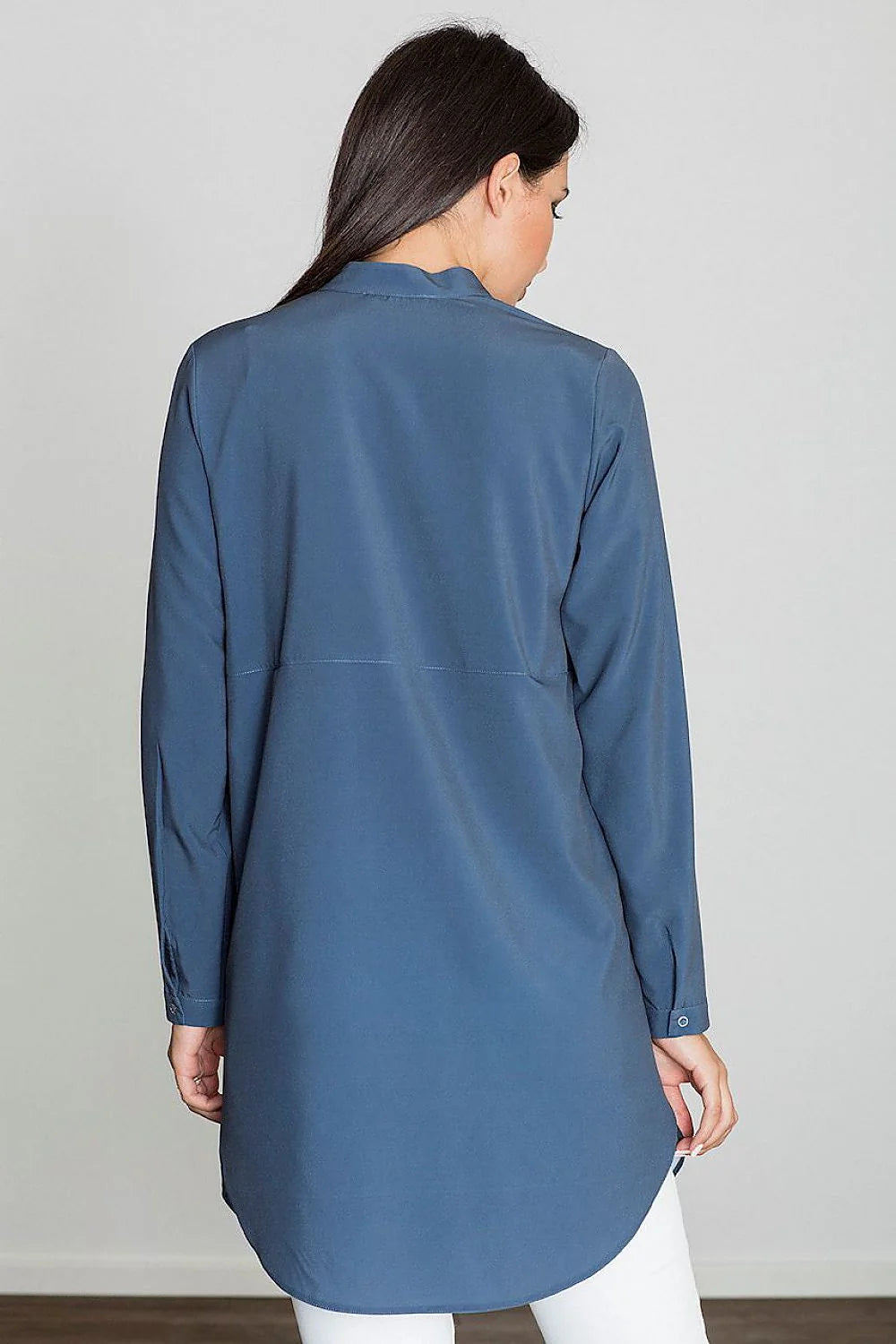 Chemise ample en coton bleu clair casual élégante manches longues pour femmes modernes et chics