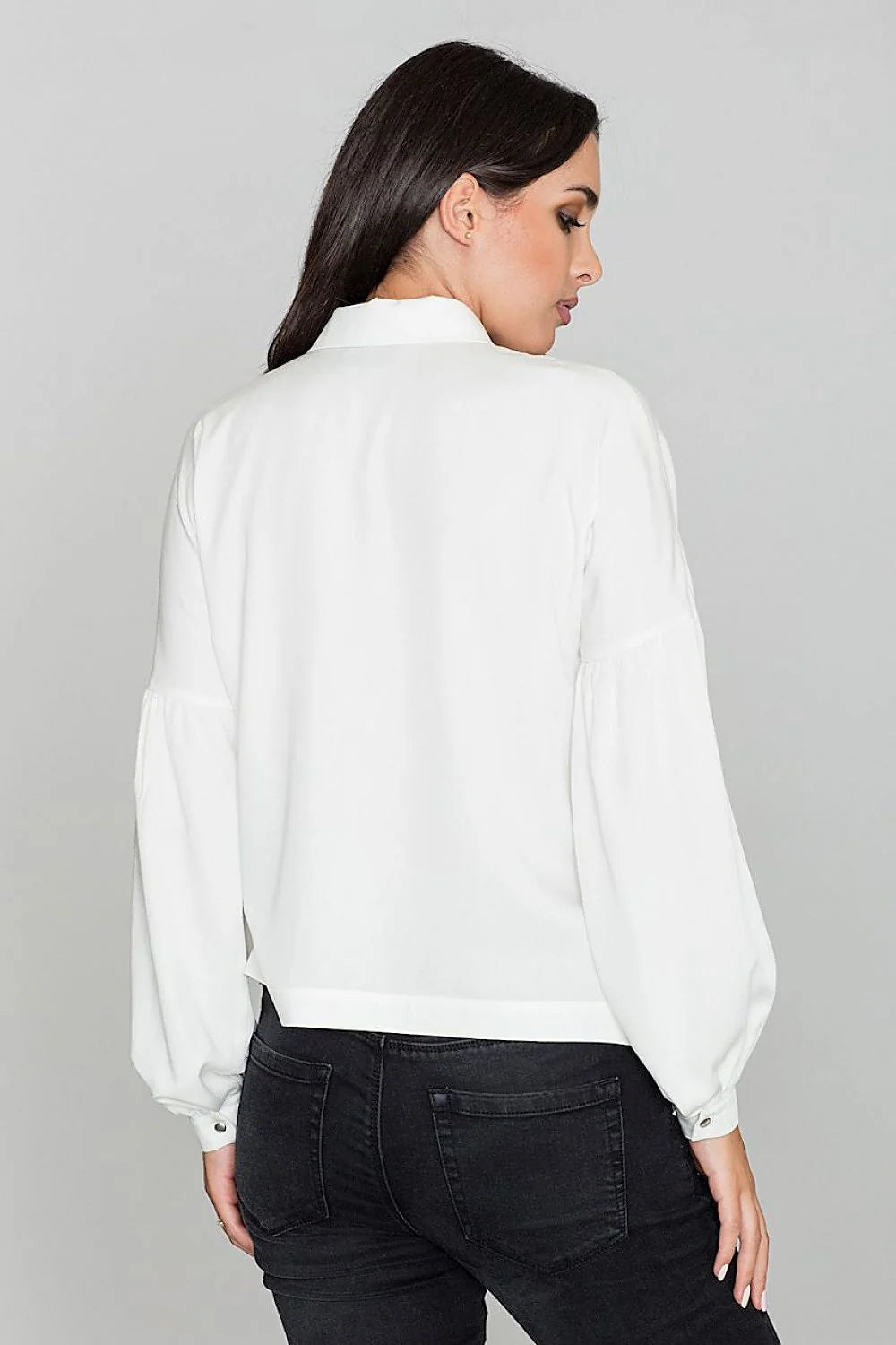Chemise blanche coton élégante manches longues coupe ample boutons argentés style classique intemporel femmes