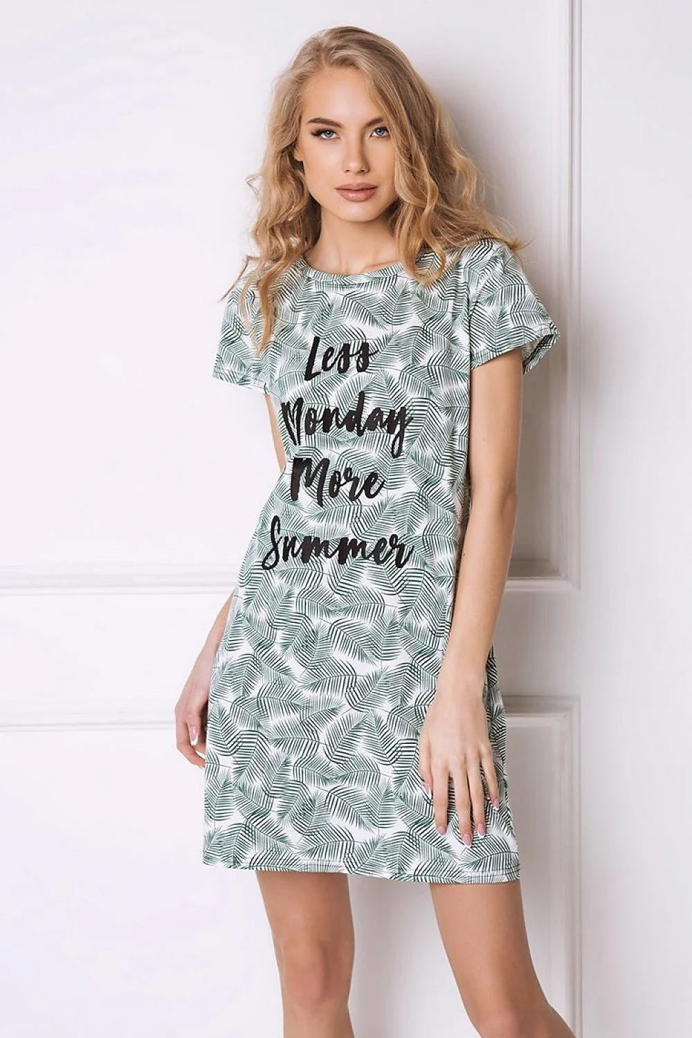 Chemise de nuit coton imprimé tropical élégante décontractée manches courtes confort estival mode féminine tendance