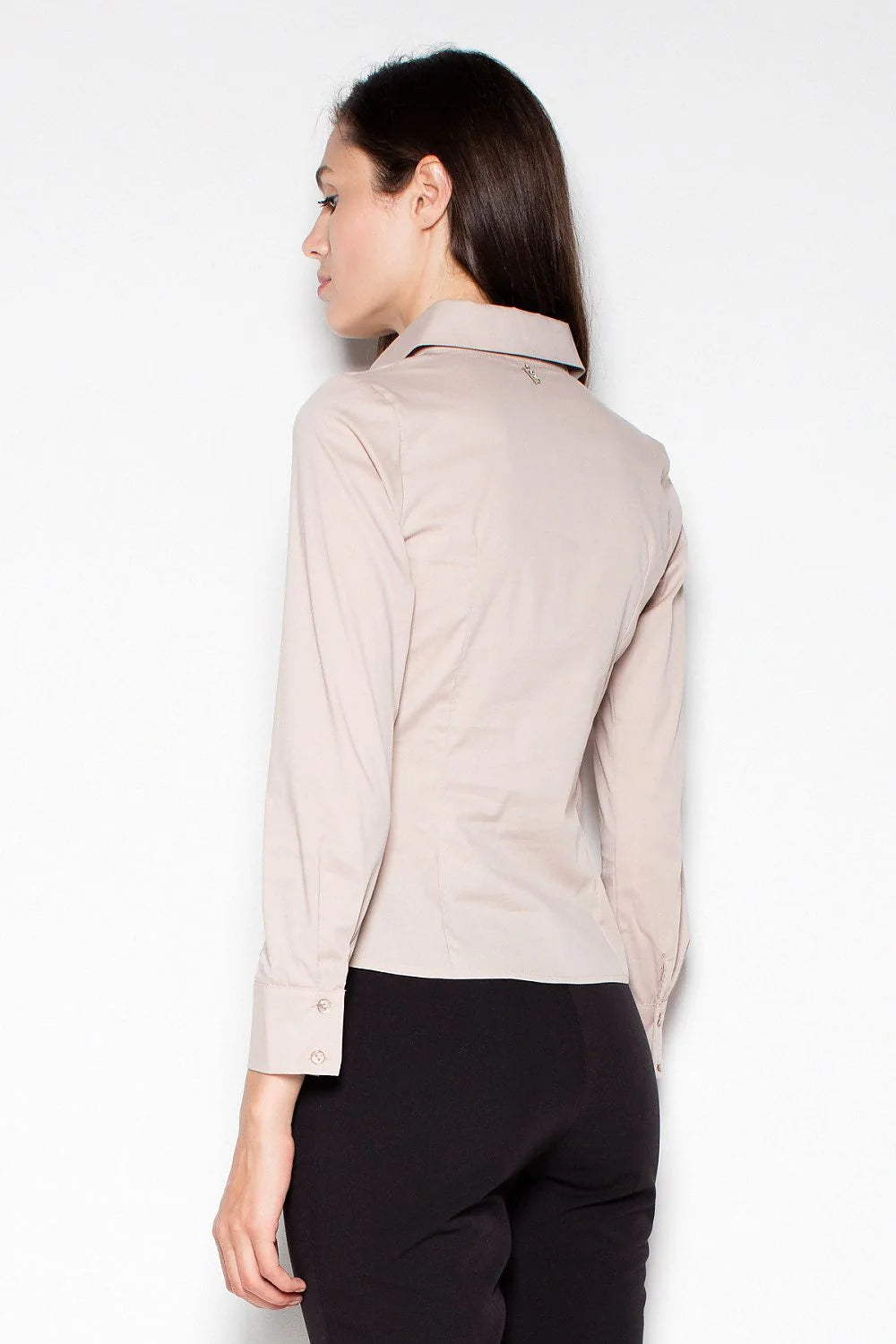 chemise femme venaton manches troisquarts slim gris anthracite col classique boutons apparents coupe cintrée tissu stretch léger respirante finition soignée