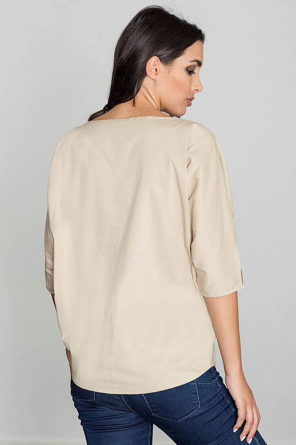 Chemisier ample coton beige décontracté manches trois-quarts confort élégant pour femmes modernes et actives