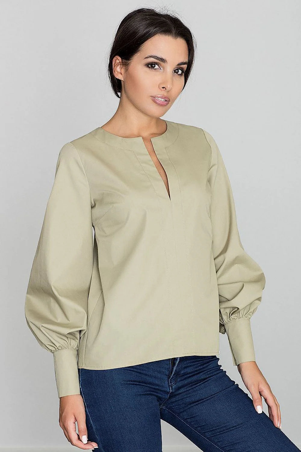 Chemisier beige en coton élégant et décontracté avec manches bouffantes pour femmes modernes stylées