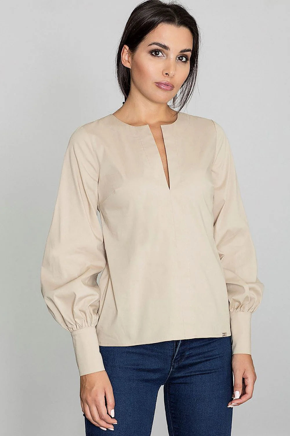 Chemisier beige en coton élégant et décontracté avec manches bouffantes pour femmes modernes stylées