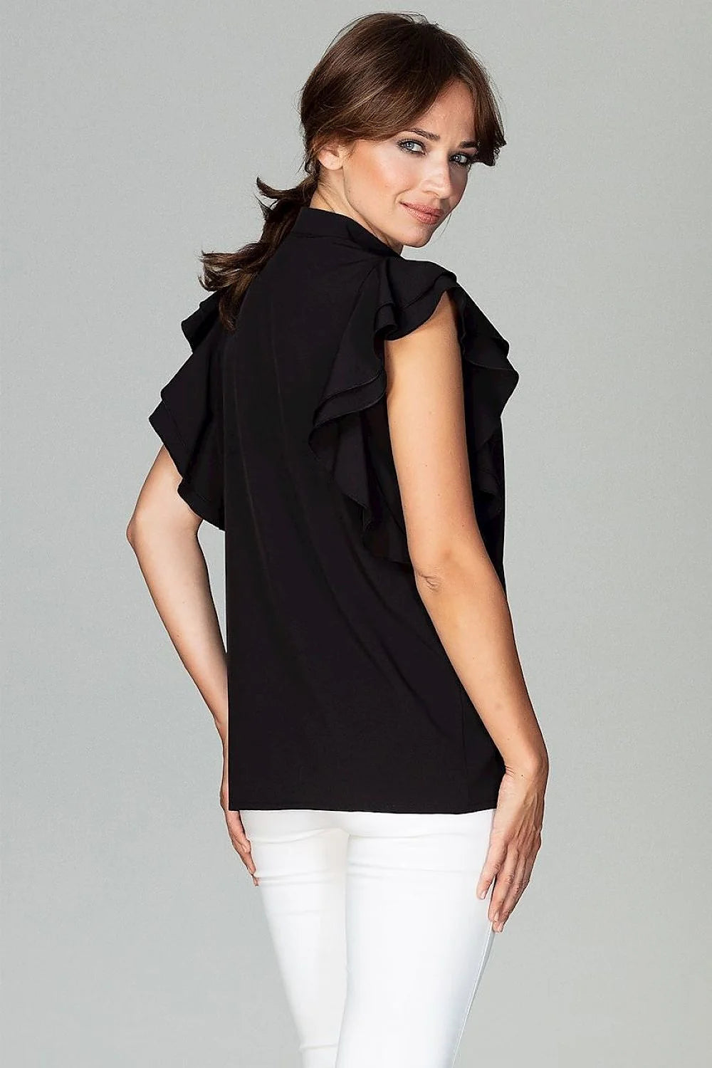 Chemisier coton bleu clair élégant manches volants ajusté col montant pour femmes modernes actives