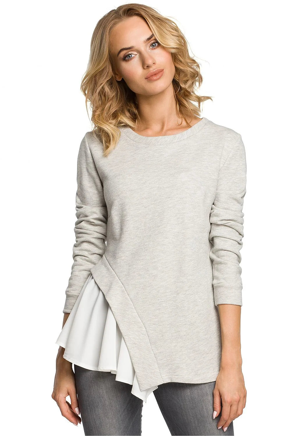 Chemisier en coton gris clair moderne confortable avec volant asymétrique pour mode femme casual chic