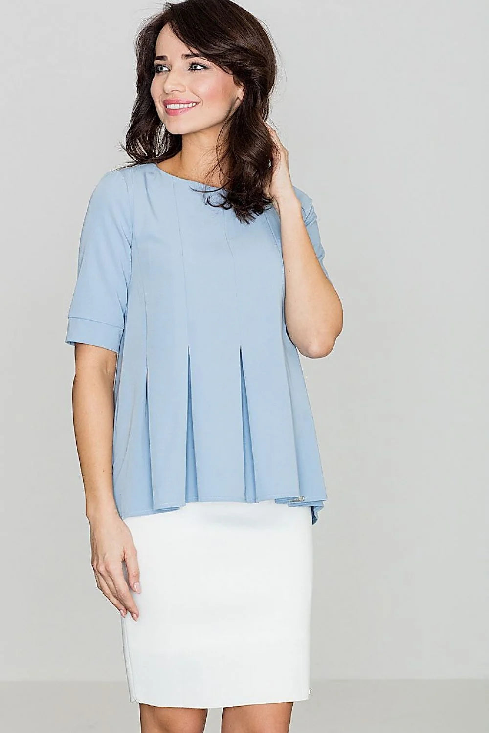 Chemisier fluide élégant rose pâle manches courtes ample décontracté mode féminine tenue sophistiquée femme