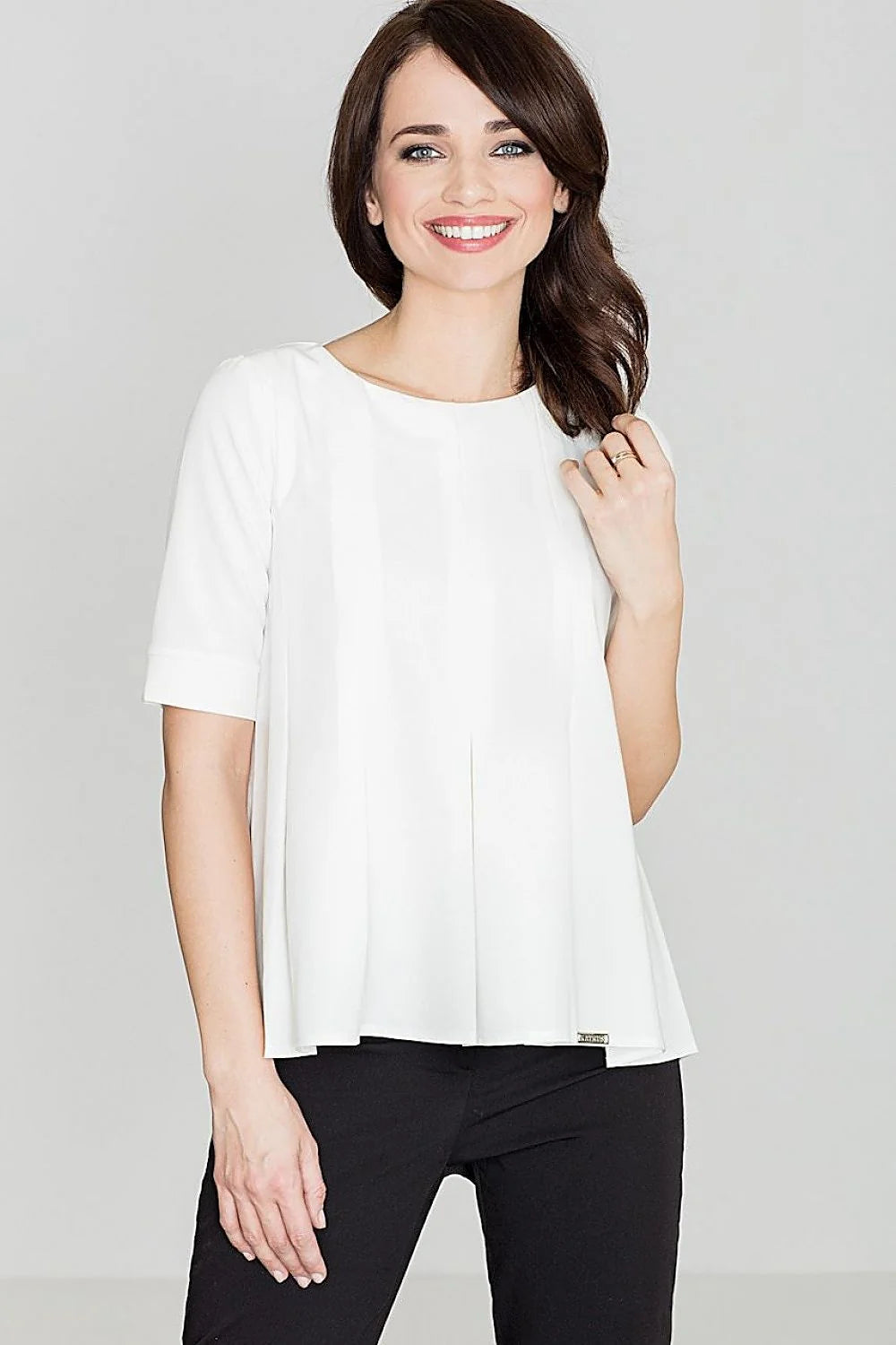 Chemisier fluide élégant rose pâle manches courtes ample décontracté mode féminine tenue sophistiquée femme