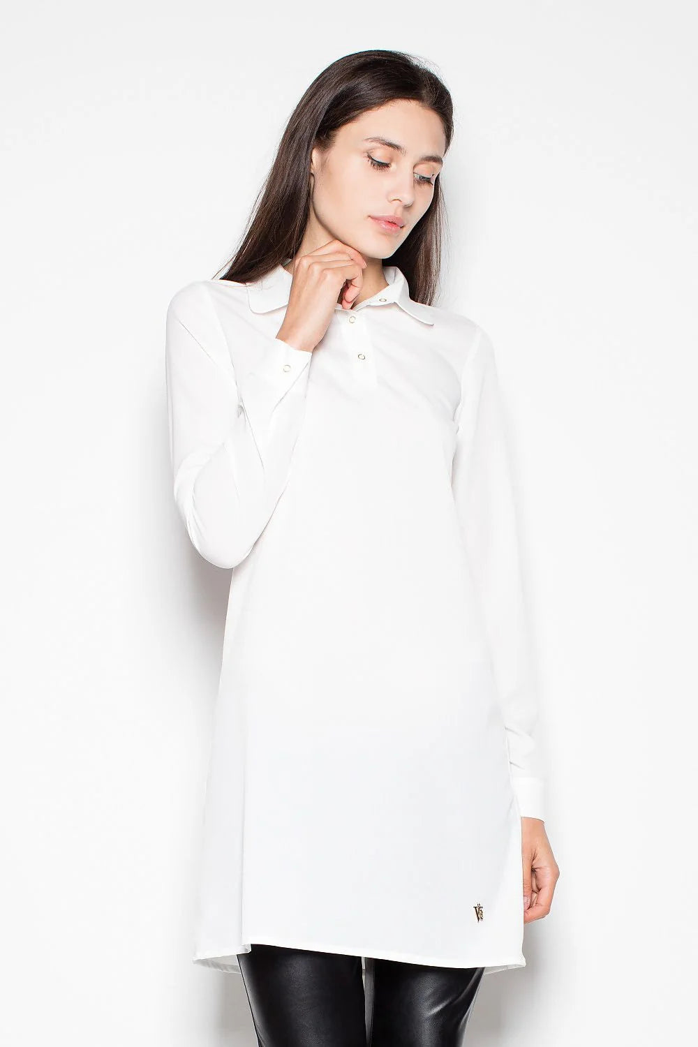 Chemisier long coton décontracté classique beige ample col revers manches longues mode femme élégante