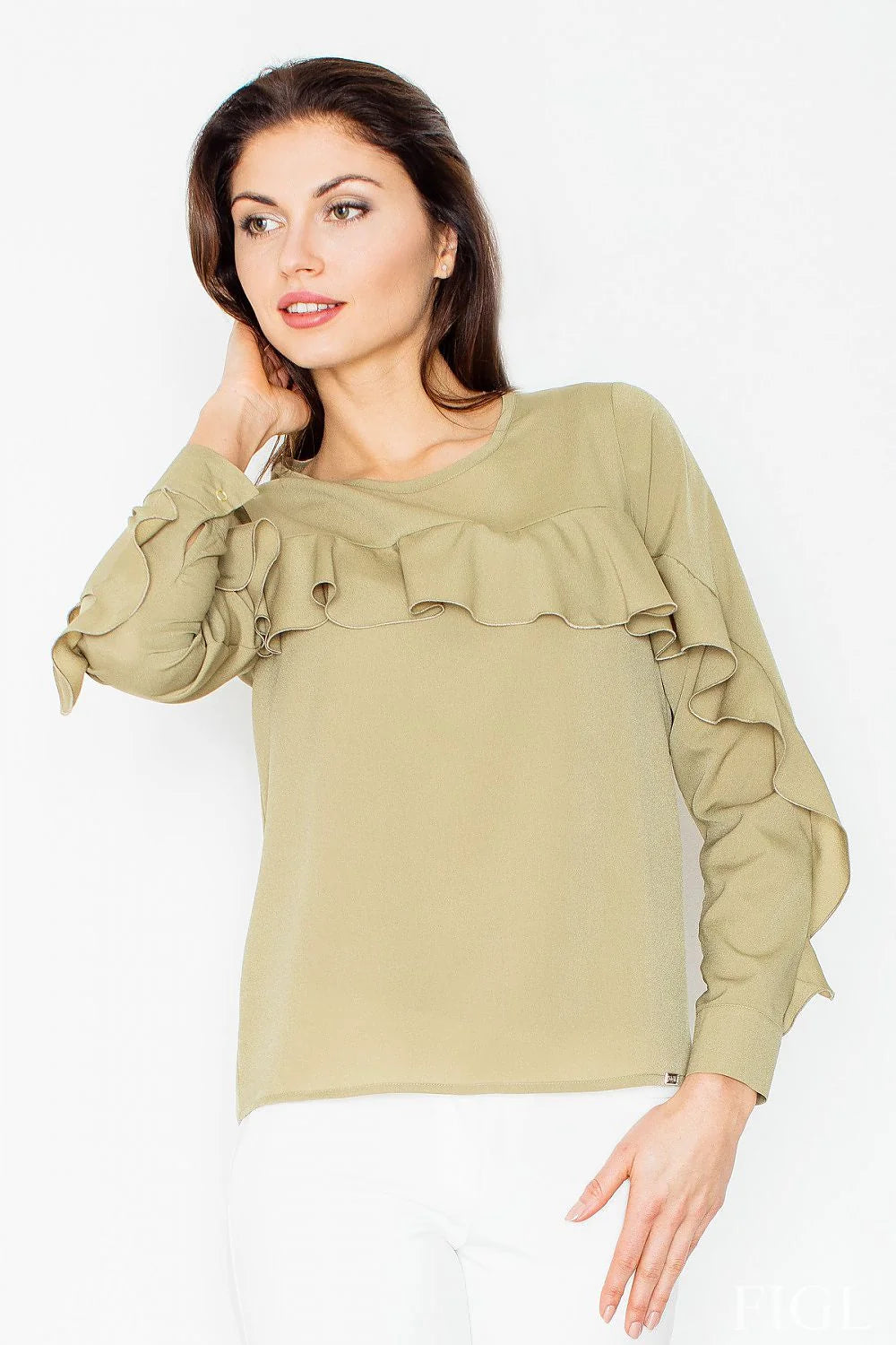 Chemisier manches longues beige en tissu léger élégant volants chic pour femmes modernes mode stylée