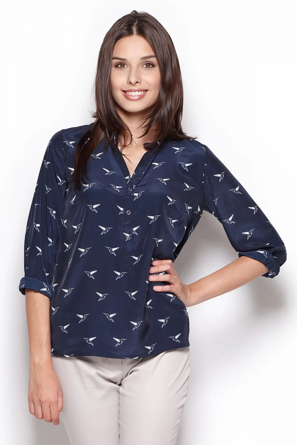 Chemisier polyester manches longues élégant rose pâle classique chic moderne professionnel femme allure sophistiquée