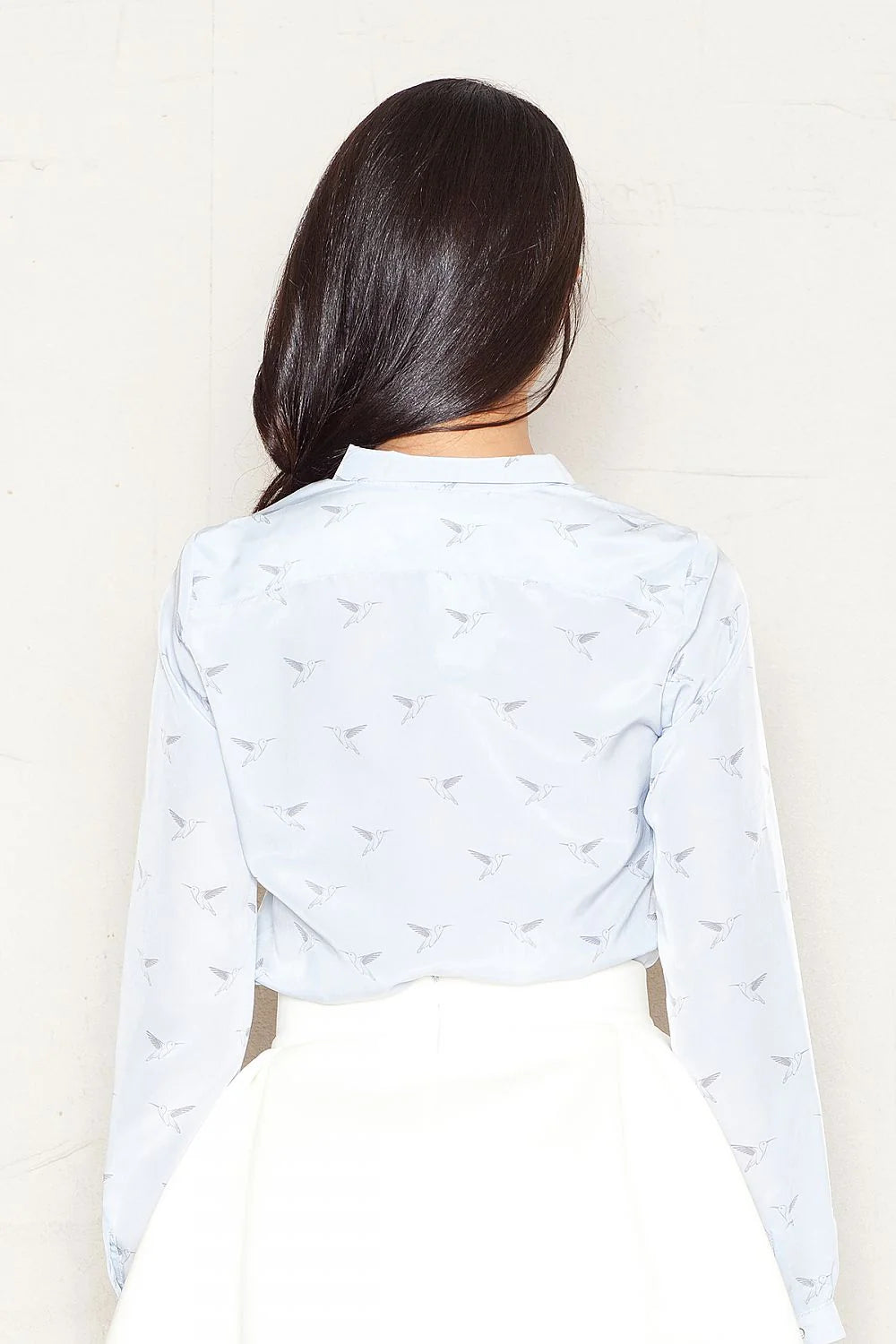 Chemisier rose pâle motifs oiseaux en coton polyester élégant classique parfait pour femmes modernes