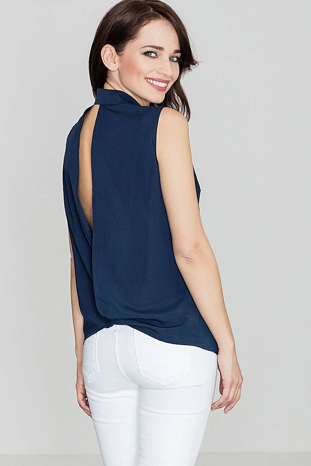 Chemisier sans manches coton bleu marine chic et élégant pour femmes modernes et sophistiquées