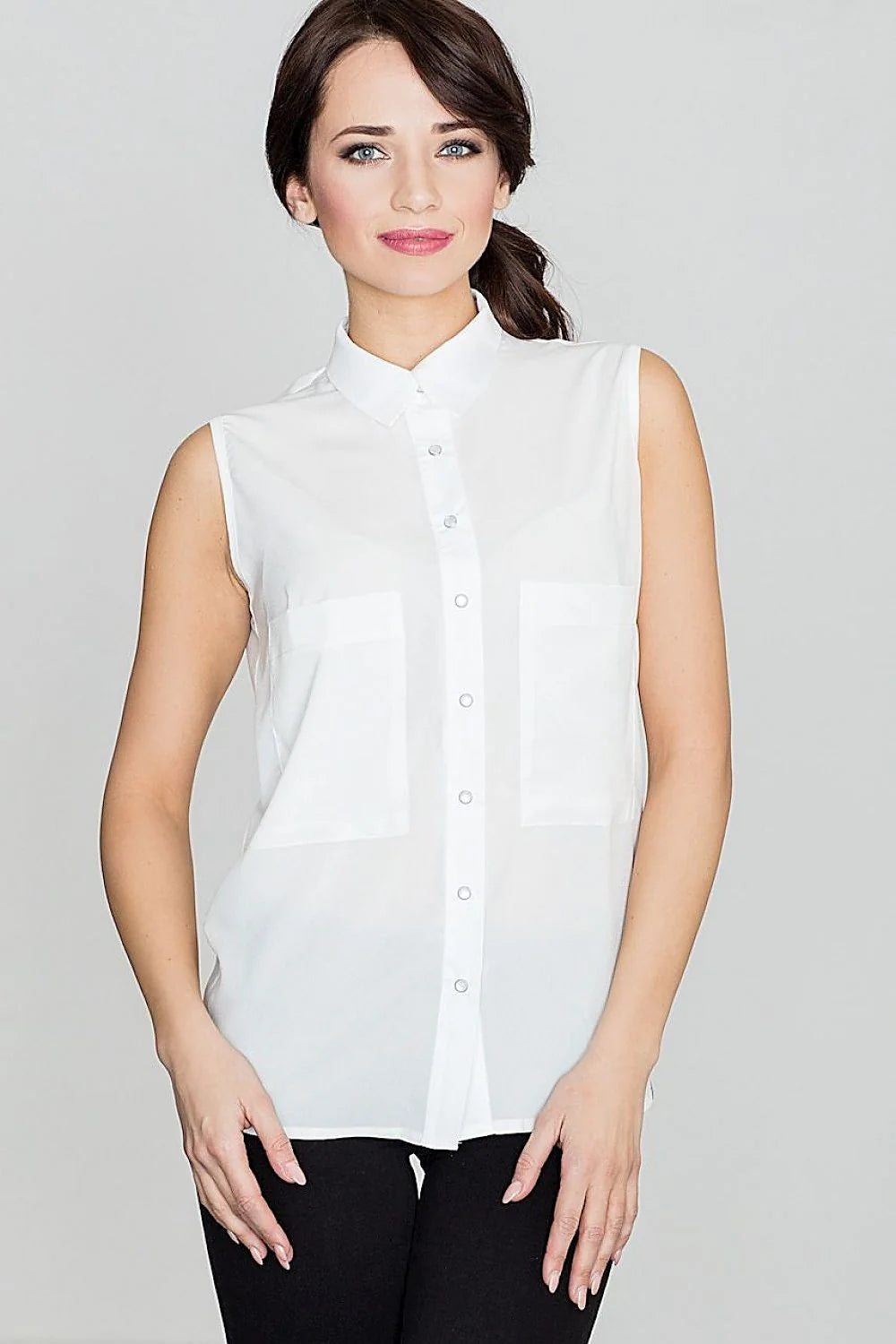 Chemisier sans manches coton bleu marine chic et élégant pour femmes modernes et sophistiquées