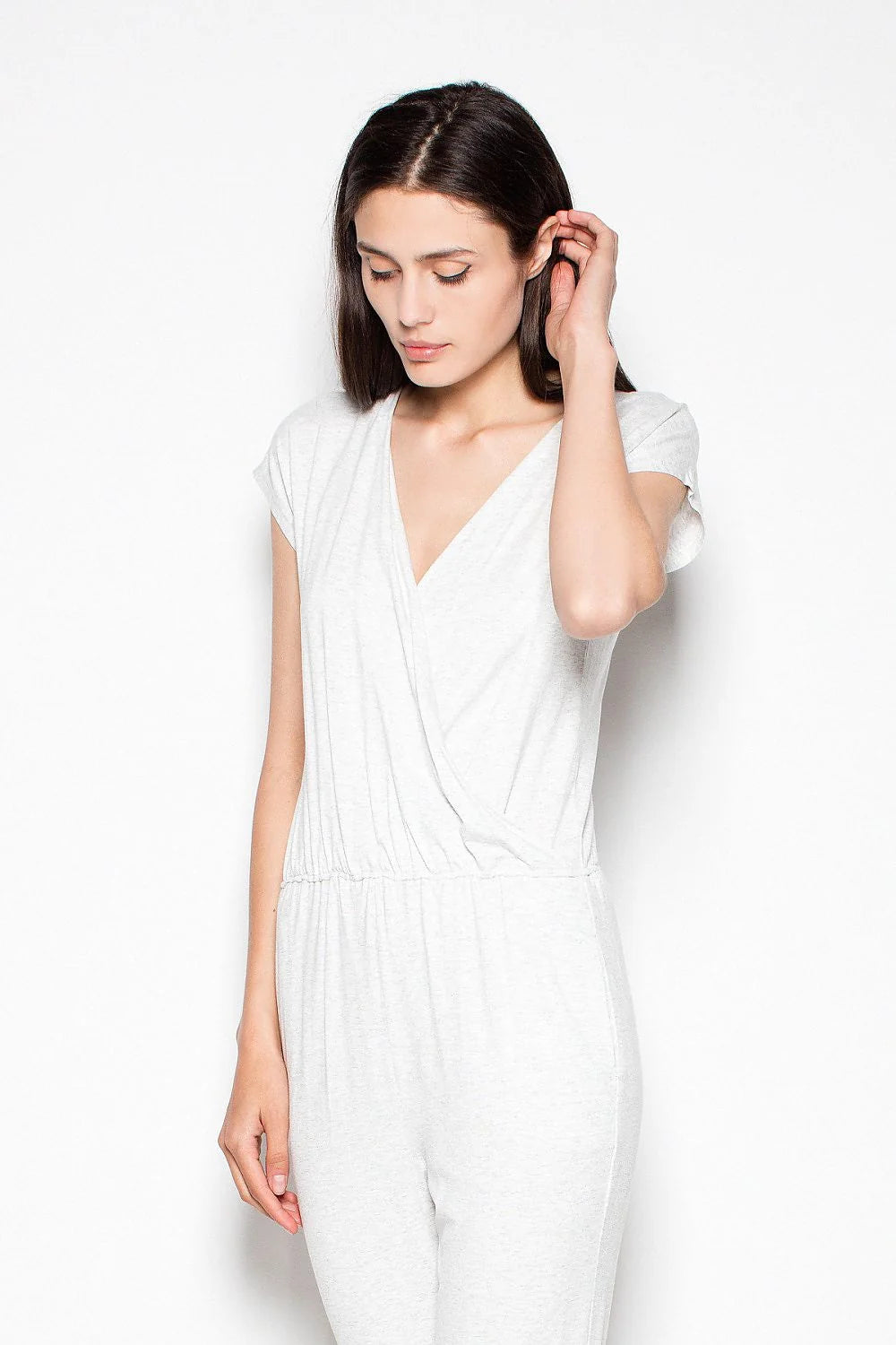 Combinaison femme coton gris clair décontractée manches courtes coupe croisée mode confortable féminine chic