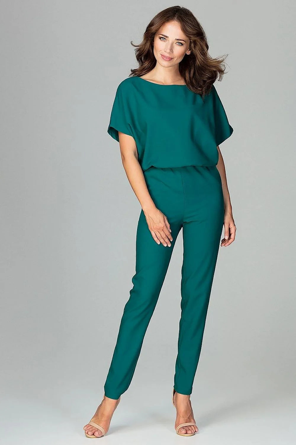 combinaison femme Lenitif vert émeraude fluide manches kimono courtes encolure bateau taille ajustée pantalon fuselé poches obliques fermeture zippée