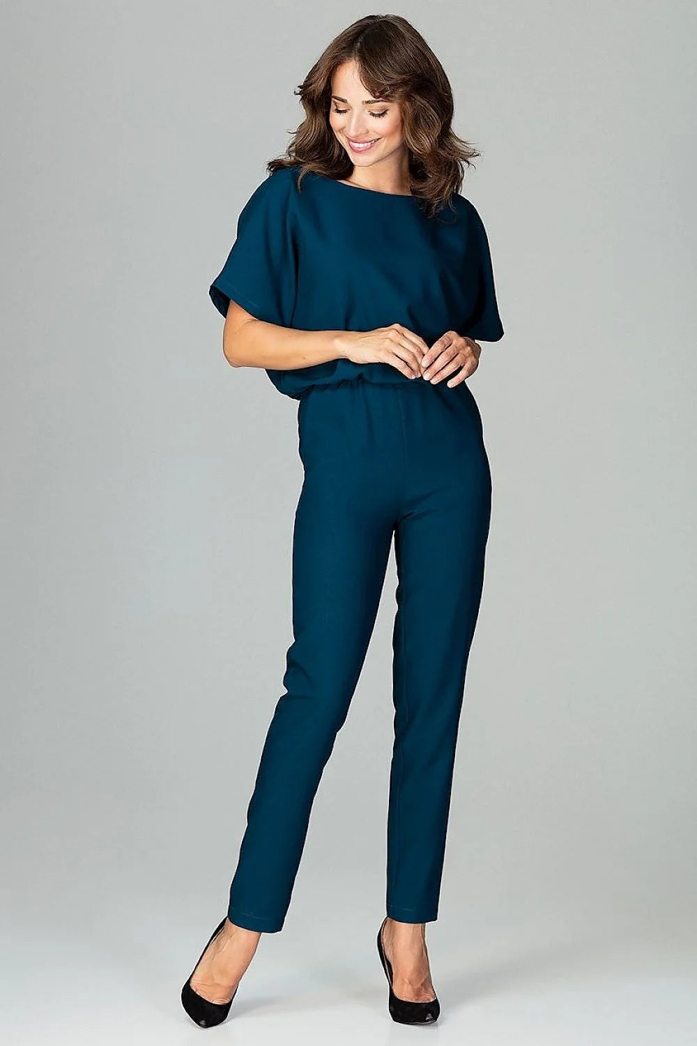 combinaison femme Lenitif vert émeraude fluide manches kimono courtes encolure bateau taille ajustée pantalon fuselé poches obliques fermeture zippée