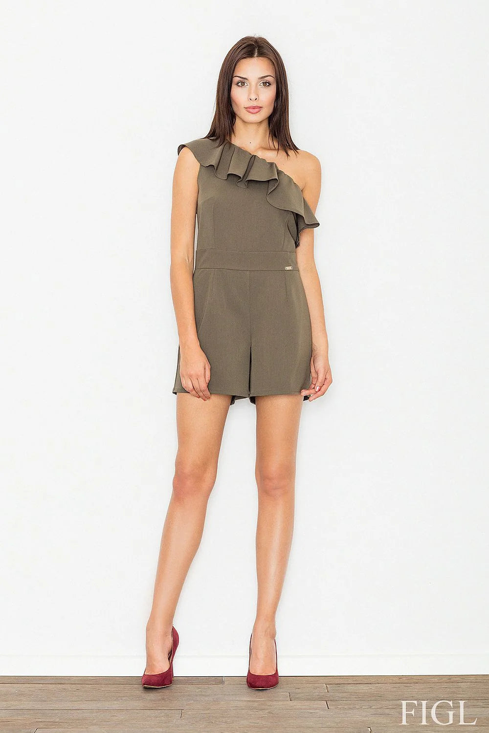 combinaison figl combishort asymétrique monoépaule volant rosé maille lisse tombé fluide taille marquée short court silhouette féminine estivale