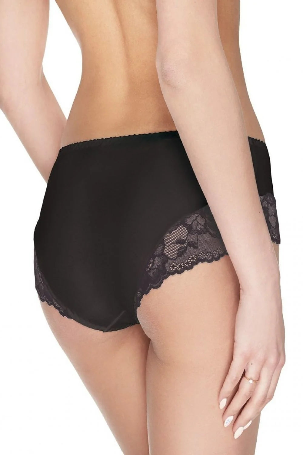 Culotte dentelle florale satinée blanche élégante romantique échancrée transparence partielle pour femme sophistiquée moderne
