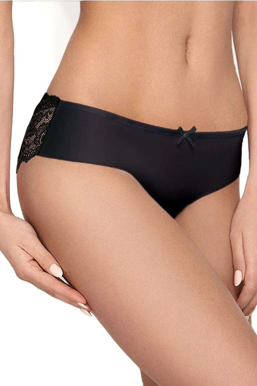 Culotte en dentelle style sexy et romantique, motifs floraux, échancrée, transparent, lingerie féminine élégante