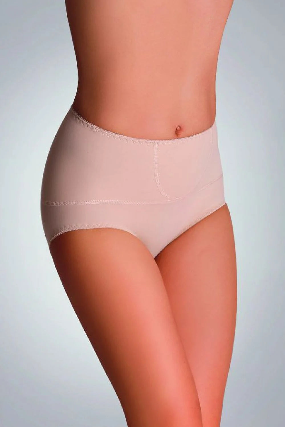 Culotte gainante en microfibre beige taille haute élégante et confortable pour une silhouette sculptée