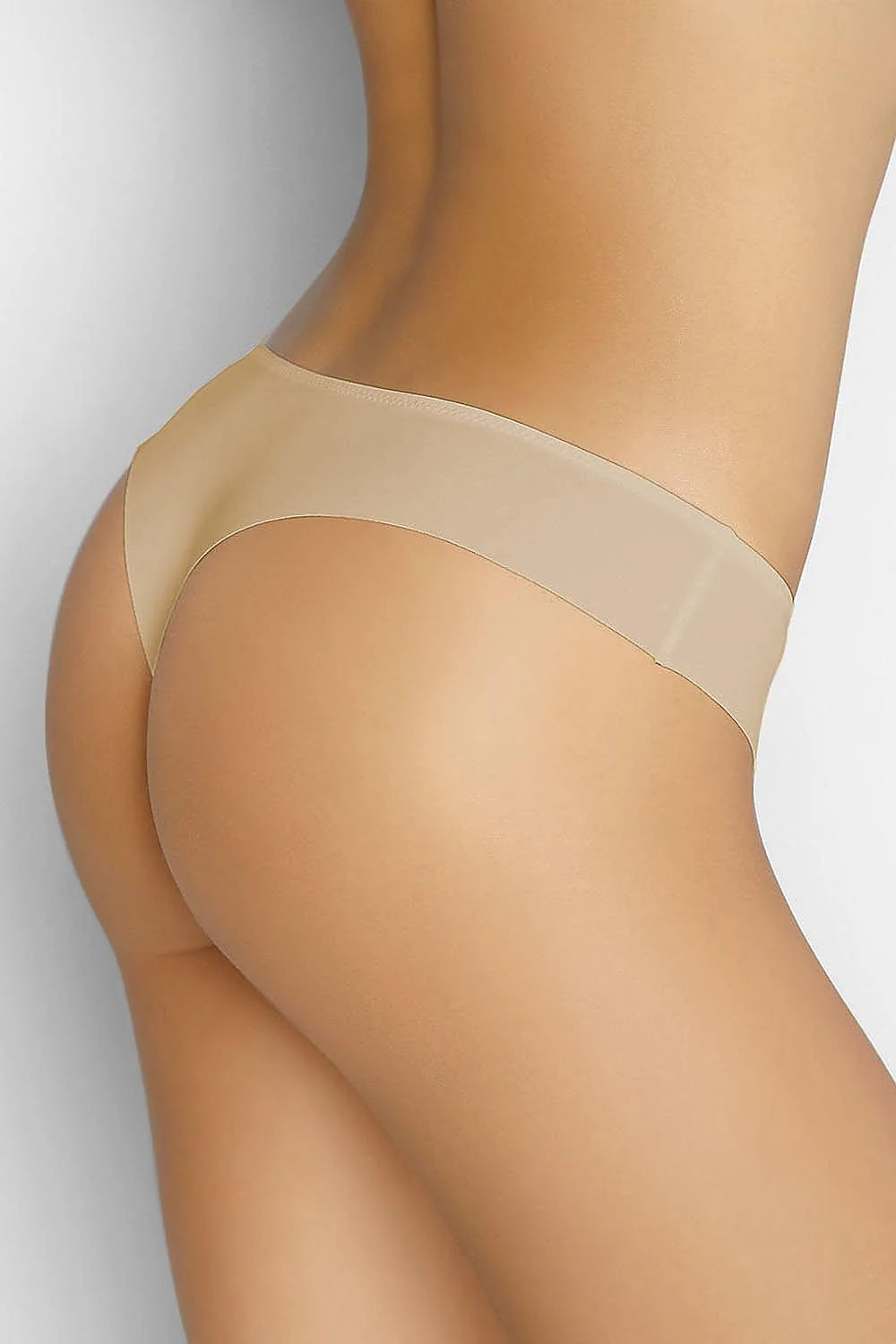Culotte microfibre beige minimaliste sans couture confort absolu lingerie invisible échancrée pour femme élégante